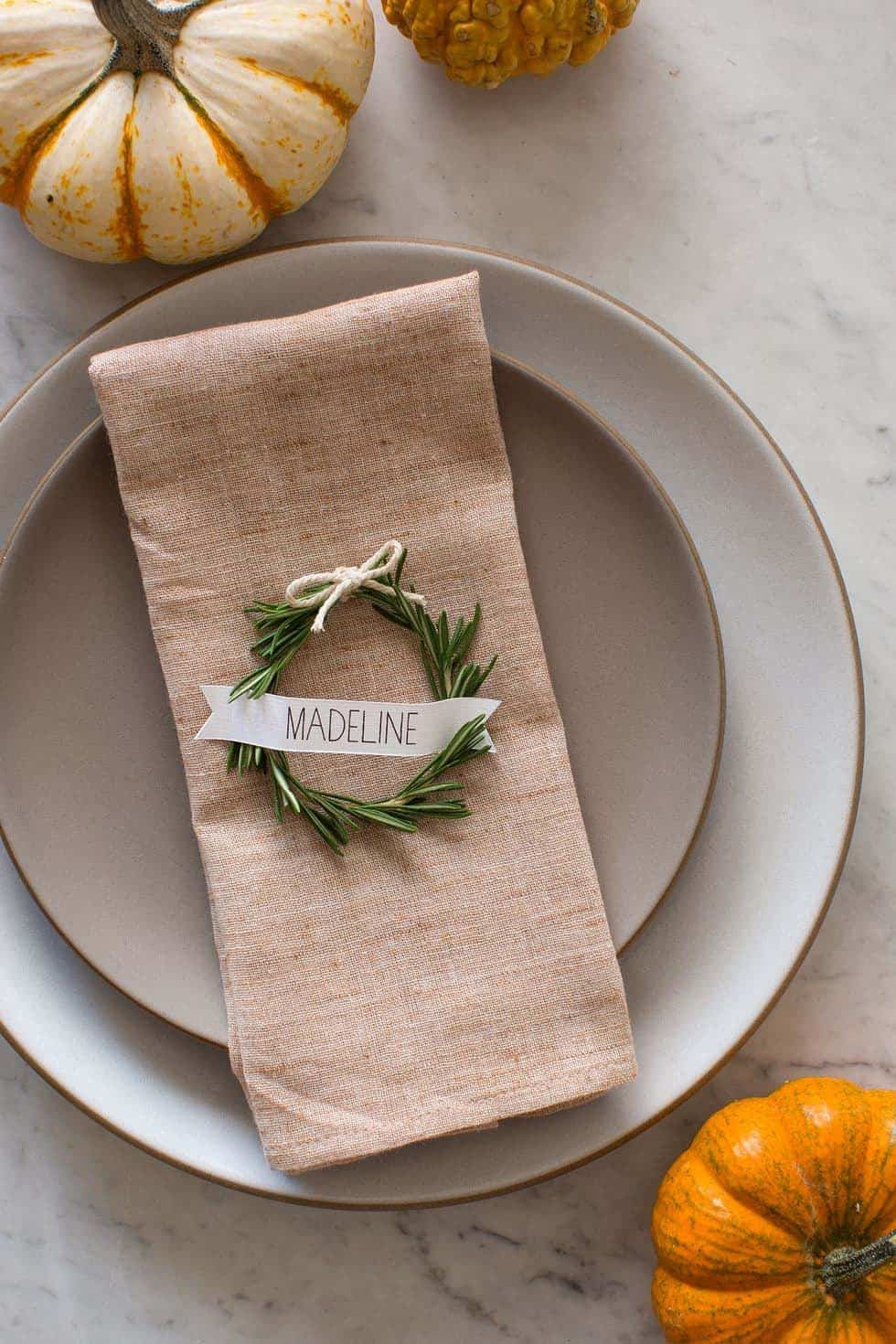 25 Amazingly Creative Thanksgiving Place Card Ideas for Diy Thanksgiving Name Cards