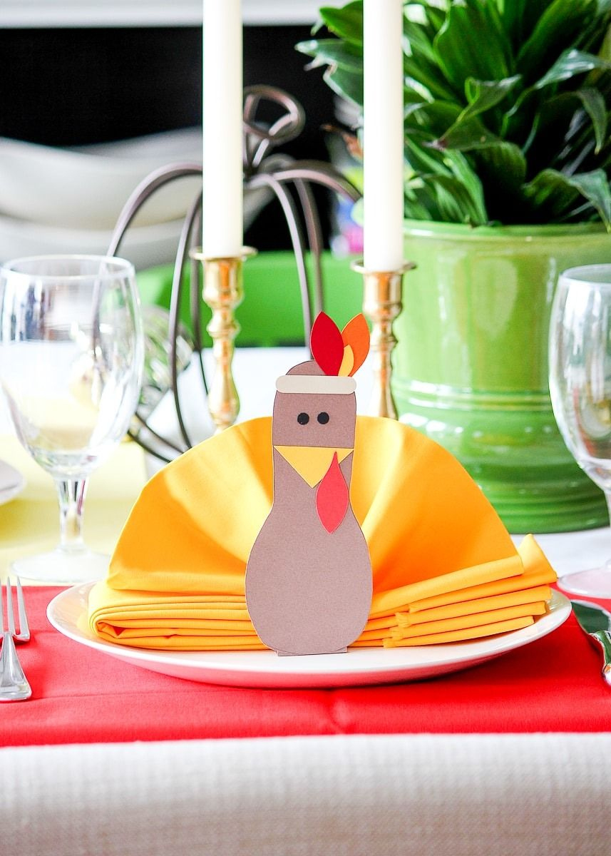 35 Diy Thanksgiving Place Cards To Delight Your Holiday Guests throughout Diy Place Cards For Thanksgiving