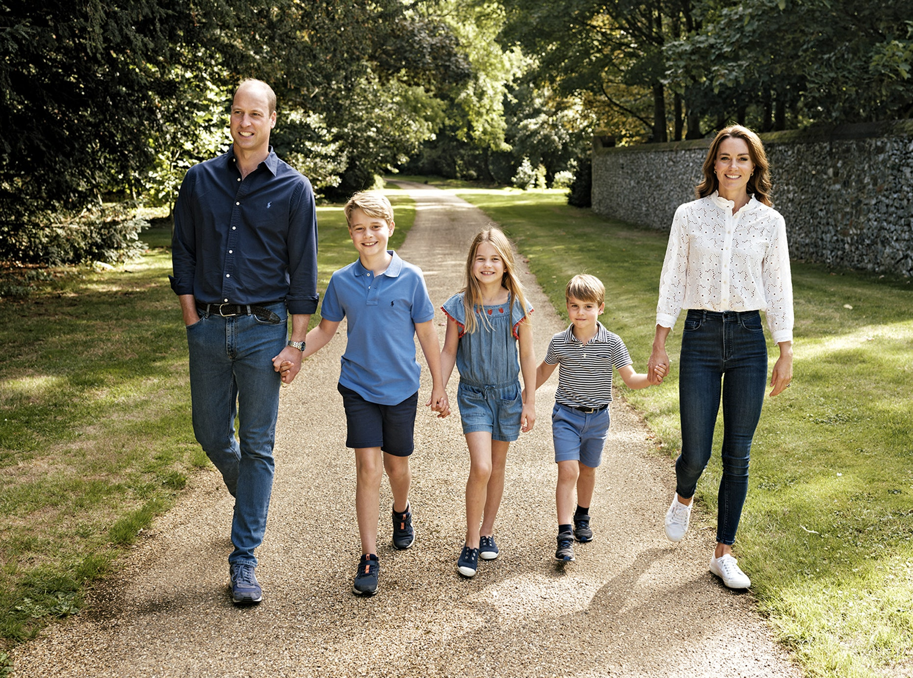 Kate And William Share Their First Christmas Card As The Prince throughout Prince And Princess Of Wales Christmas Cards